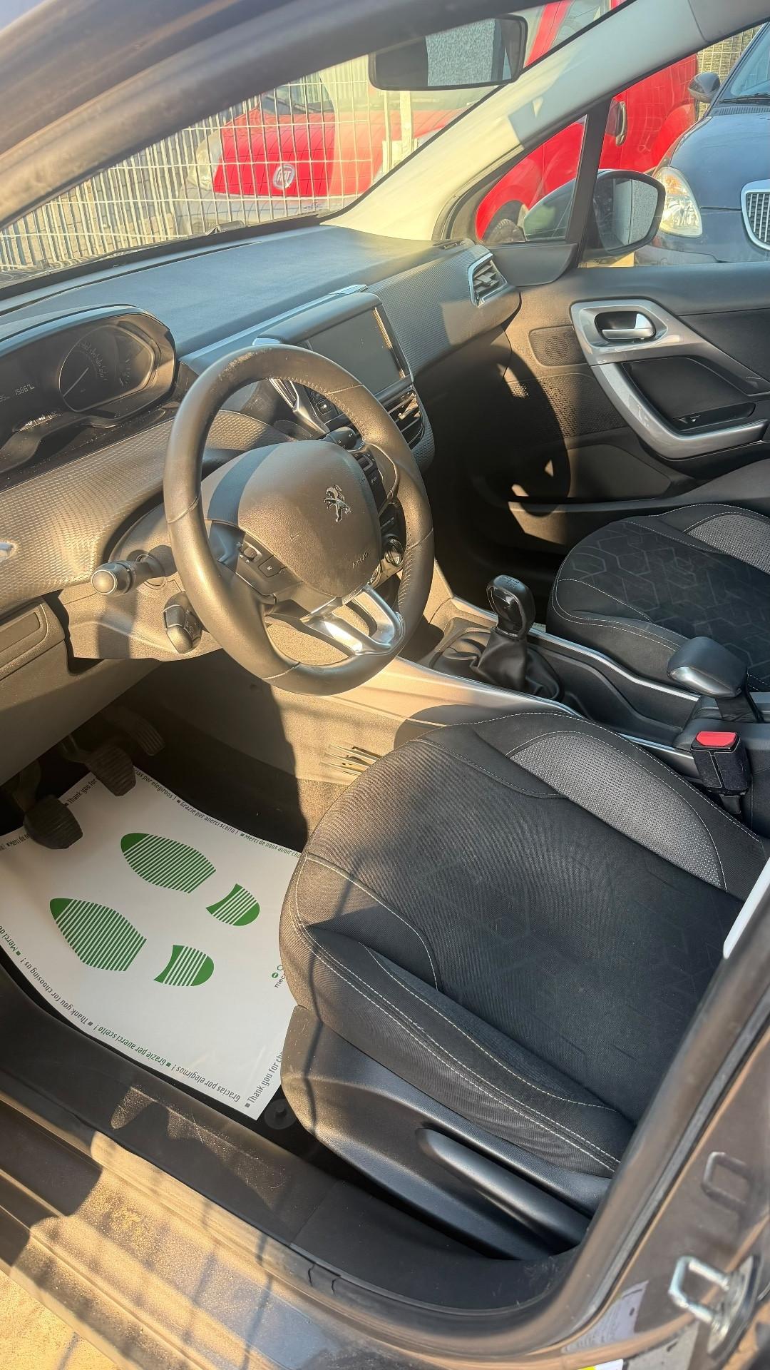 Peugeot 2008 PureTech 82 S&S Allure