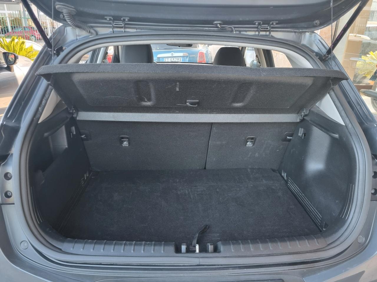 Kia Stonic 1.2 DPI Urban