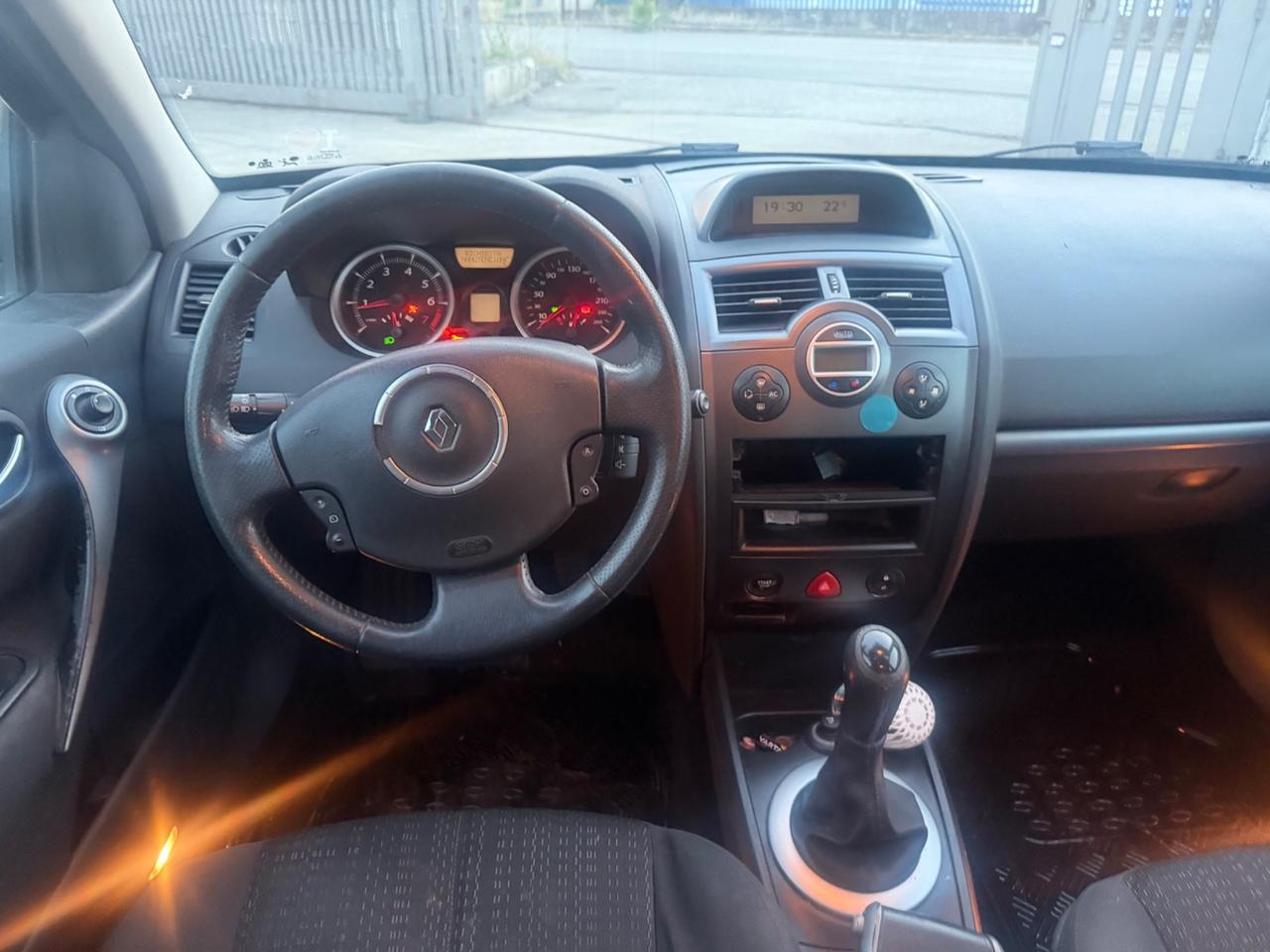 Renault Megane Mégane 1.6 16V 5 porte GPL Confort