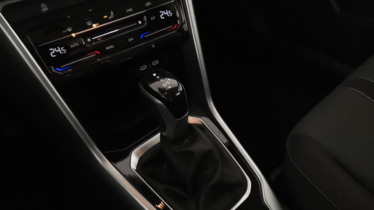 VOLKSWAGEN T-Roc 2022 - T-Roc 1.5 tsi Life dsg