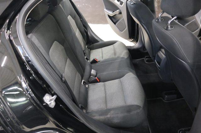 MERCEDES-BENZ GLA 180 d Automatic Executive