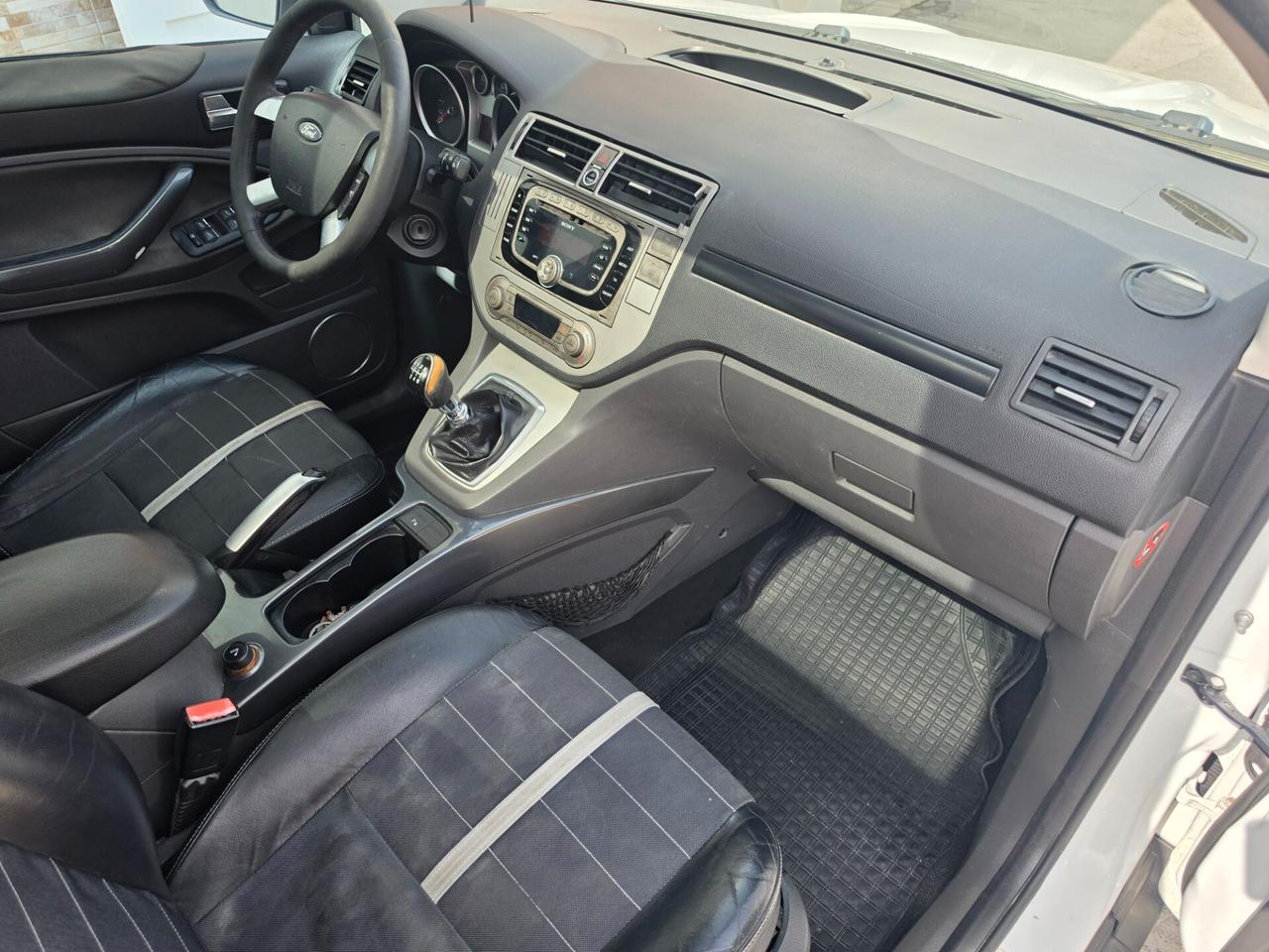 Ford Kuga 2.0 TDCi 140 CV 2WD Titanium