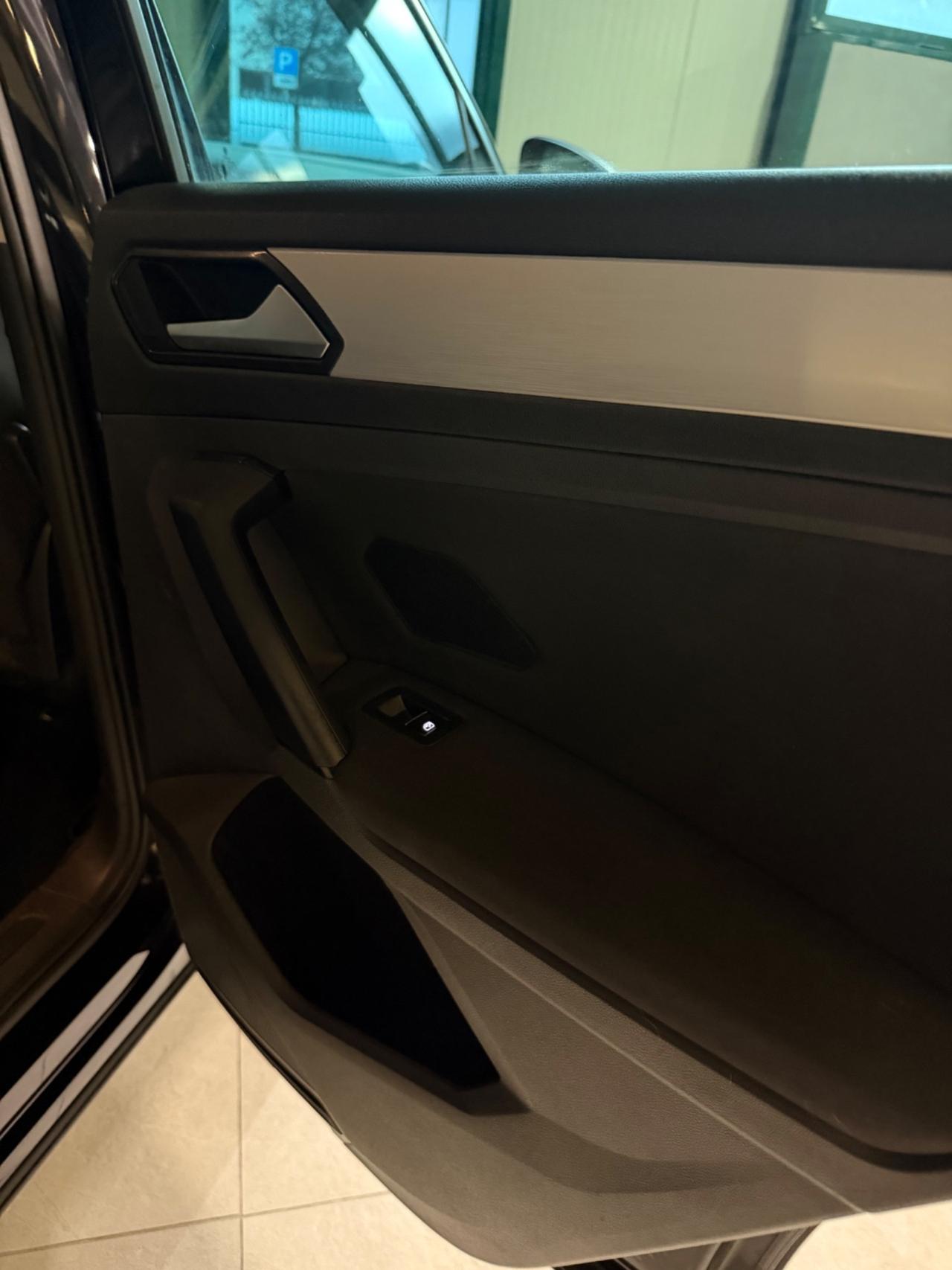 Volkswagen TIGUAN 1.6 TDI EU6B KMCERT GARANZ UNICOPR
