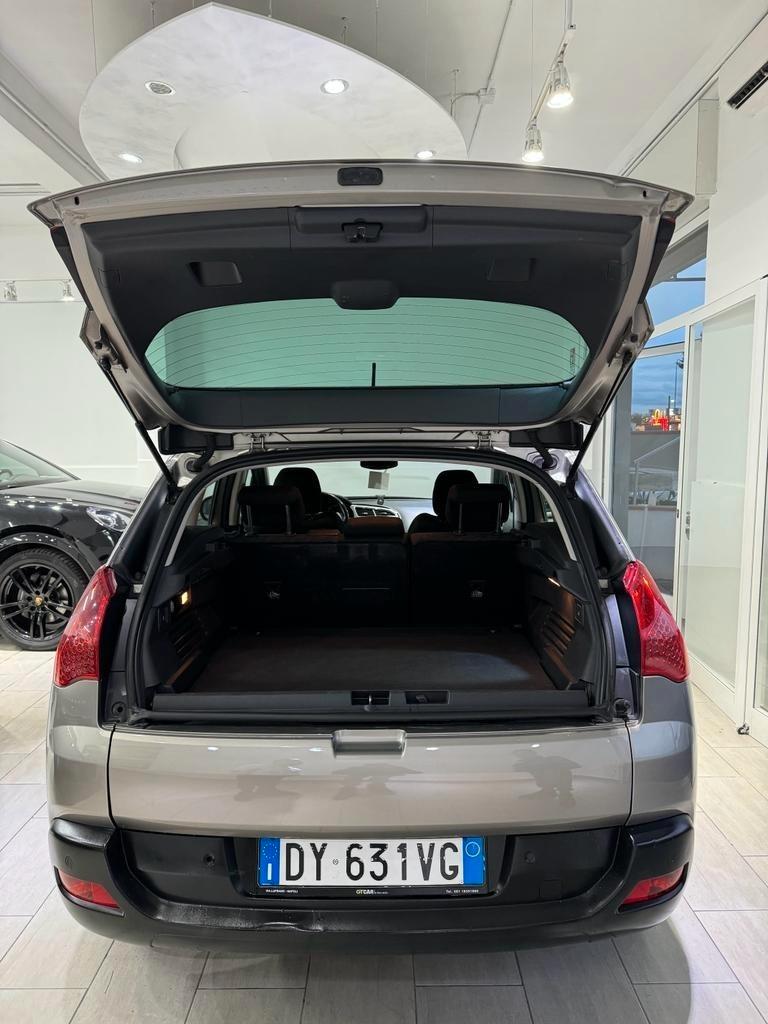 Peugeot 3008 1.6 HDi 110CV cambio robotizzato Premium