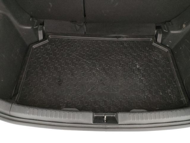 TOYOTA Yaris 1.0 5 porte Active