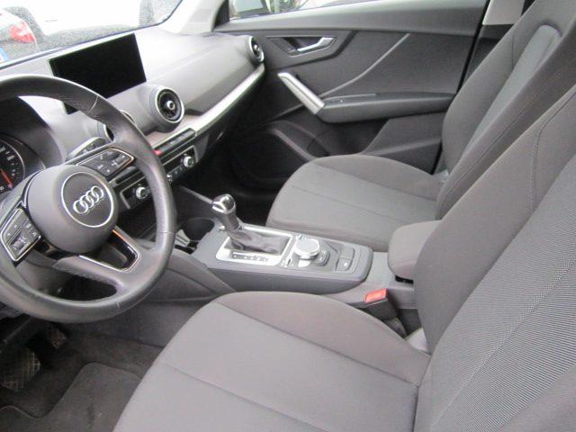 AUDI Q2 35 TDI S tronic Business