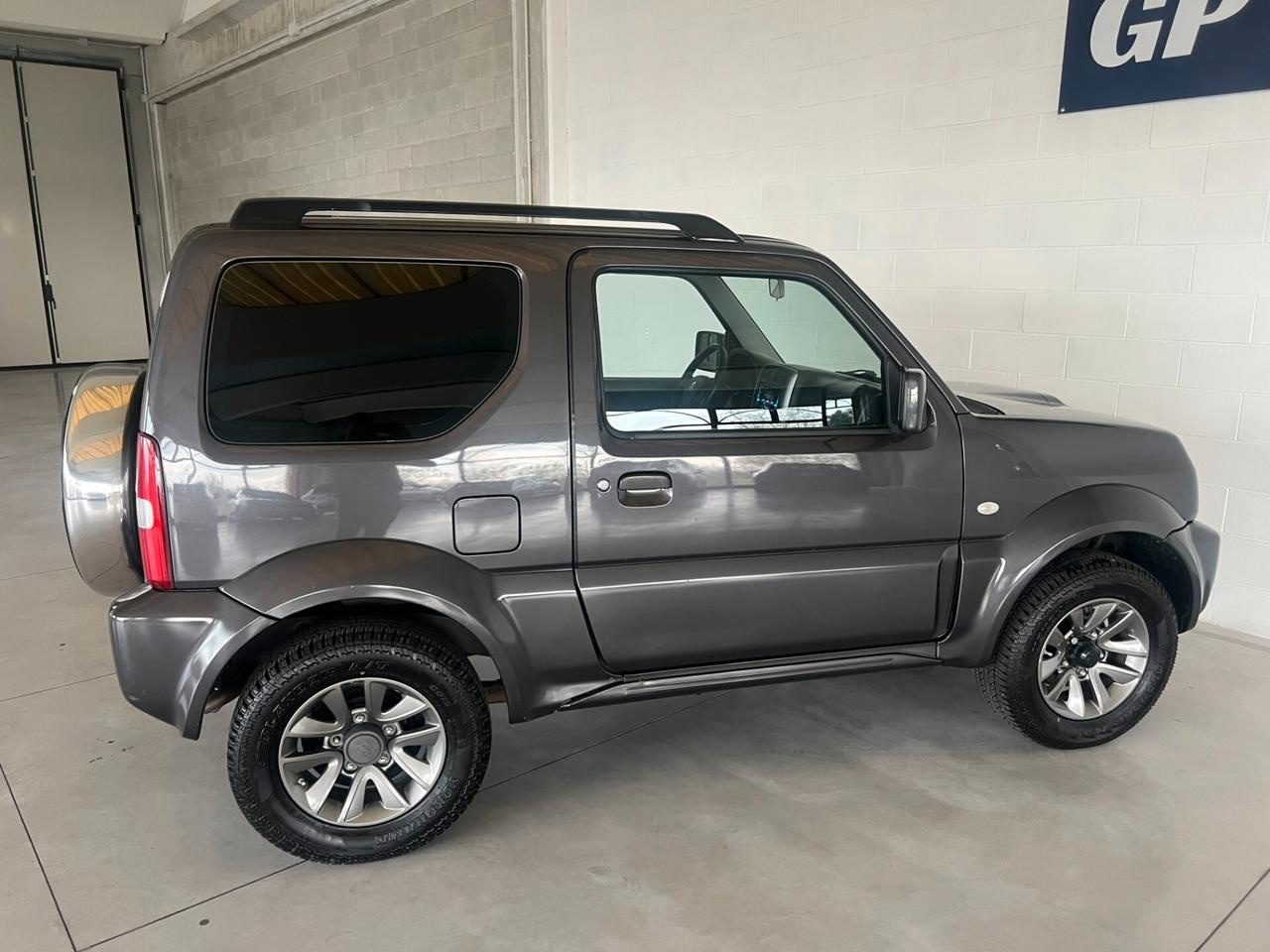 Suzuki Jimny 1.3 4WD Evolution Plus km 48.456