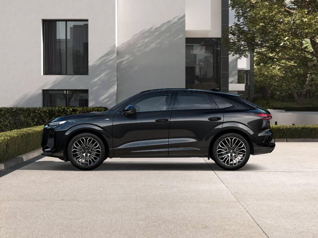 Audi Q3 Sportback Sportback TDI 150cv-S Line-Tetto-PRONTA CONSEGNA