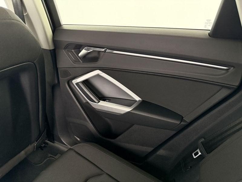 Audi Q3 Q3 35 2.0 tdi Business Advanced quattro s-tronic