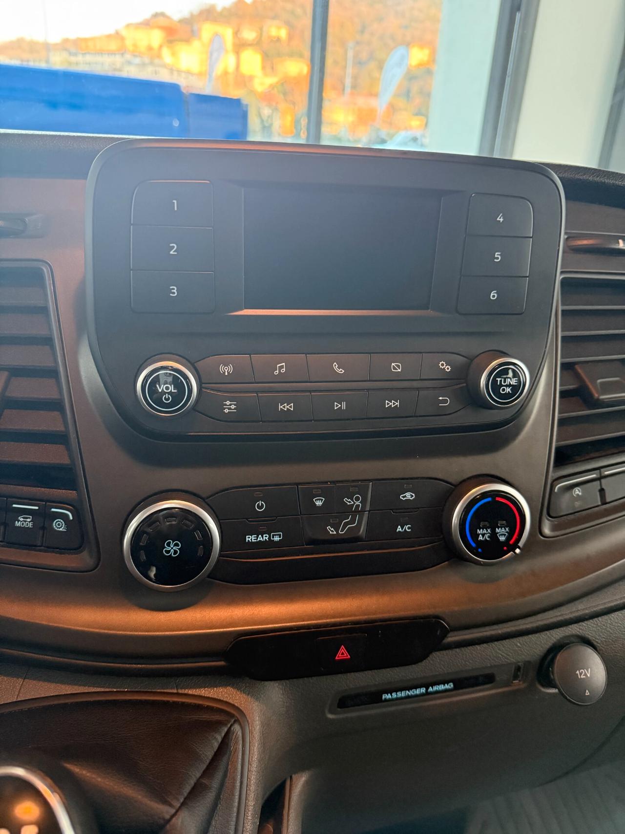 Ford Transit Custom 320 2.0 EcoBlue 130 PC Combi Trend