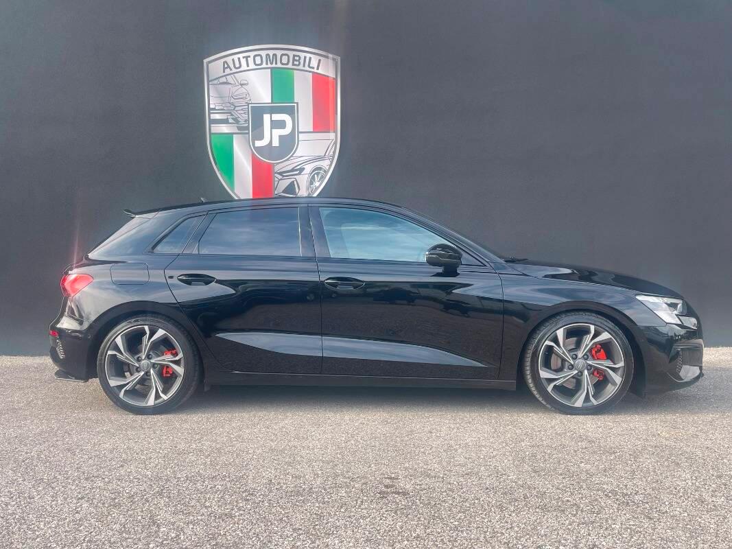 Audi A3 Sportback 35 1.5 tfsi mhev s-tronic MATRIX 18''