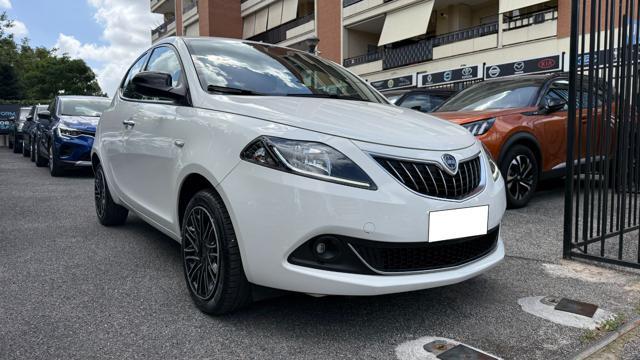 LANCIA Ypsilon 1.0 FIREFLY S&S HYBRID GOLD*R.CAM*CARPLAY*LED*TEL