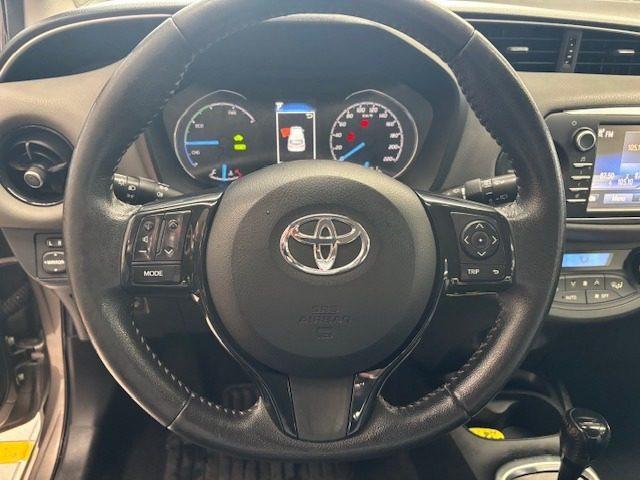 TOYOTA Yaris 1.5 Hybrid 5 porte Active
