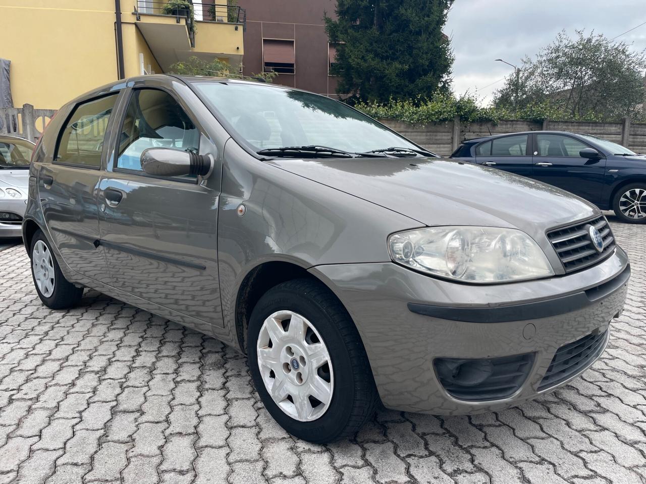 Fiat Punto 1.2 5 porte Active IDONEA NEOPATENTATI