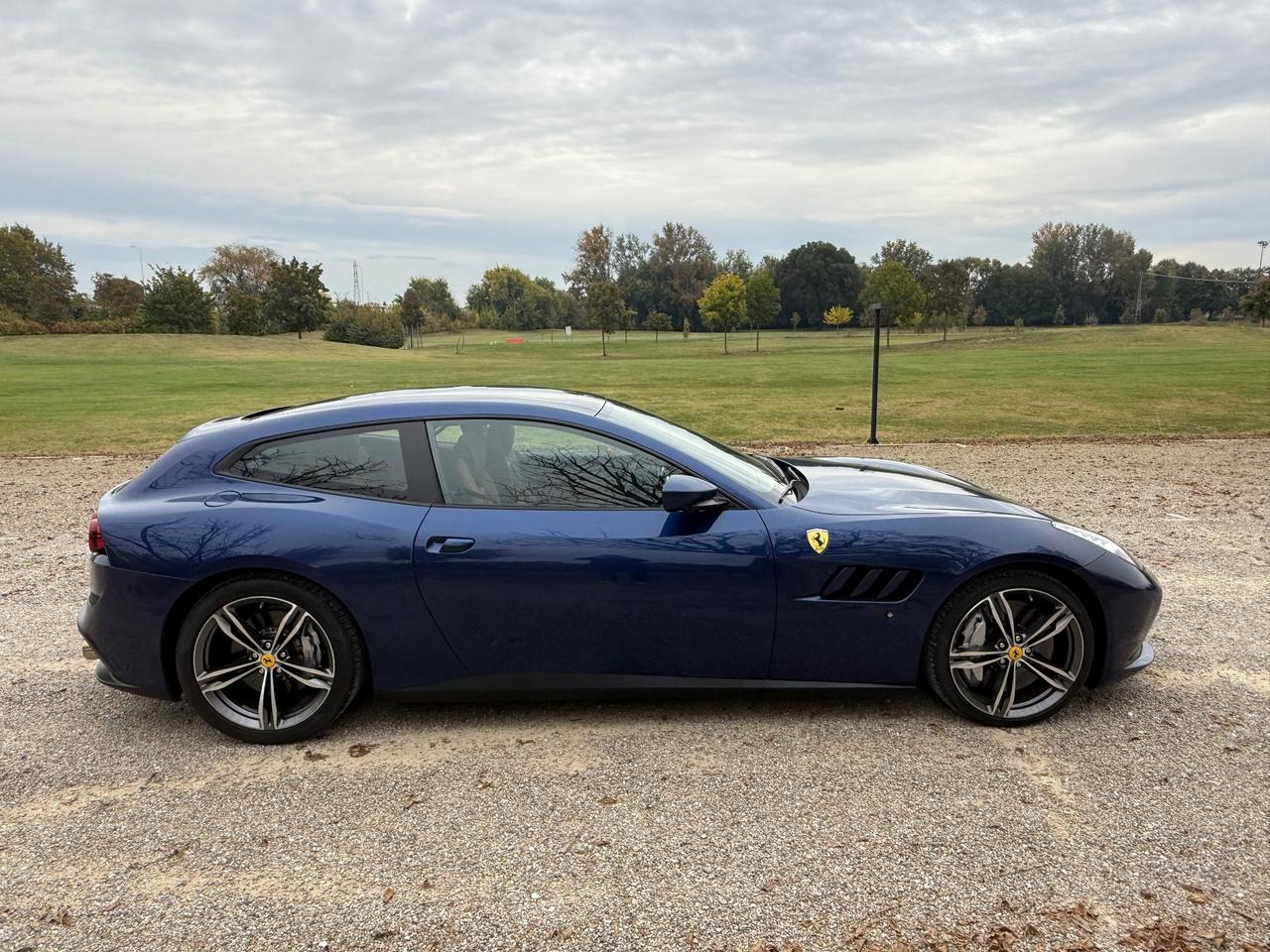 Ferrari GTC4 Lusso - LEGGERE DESCRIZIONE