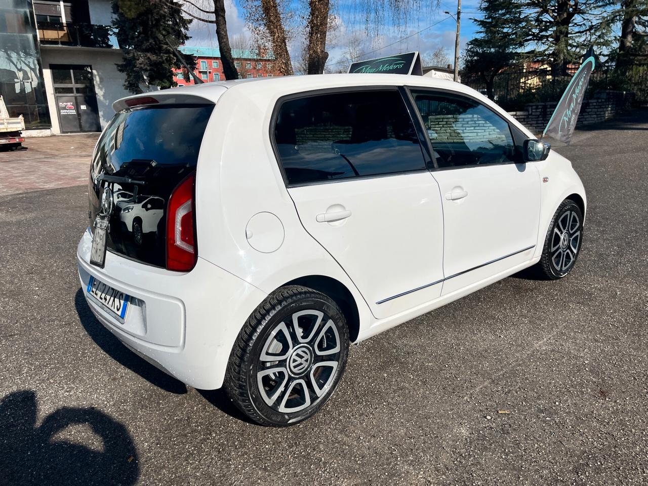 Volkswagen up! 1.0 75 CV 5p. high