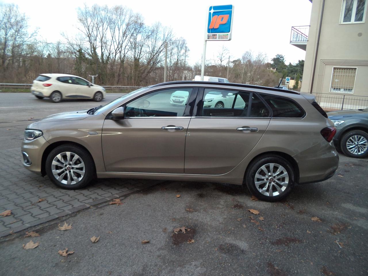 Fiat Tipo 1.6 Mjt S&S SW Lounge