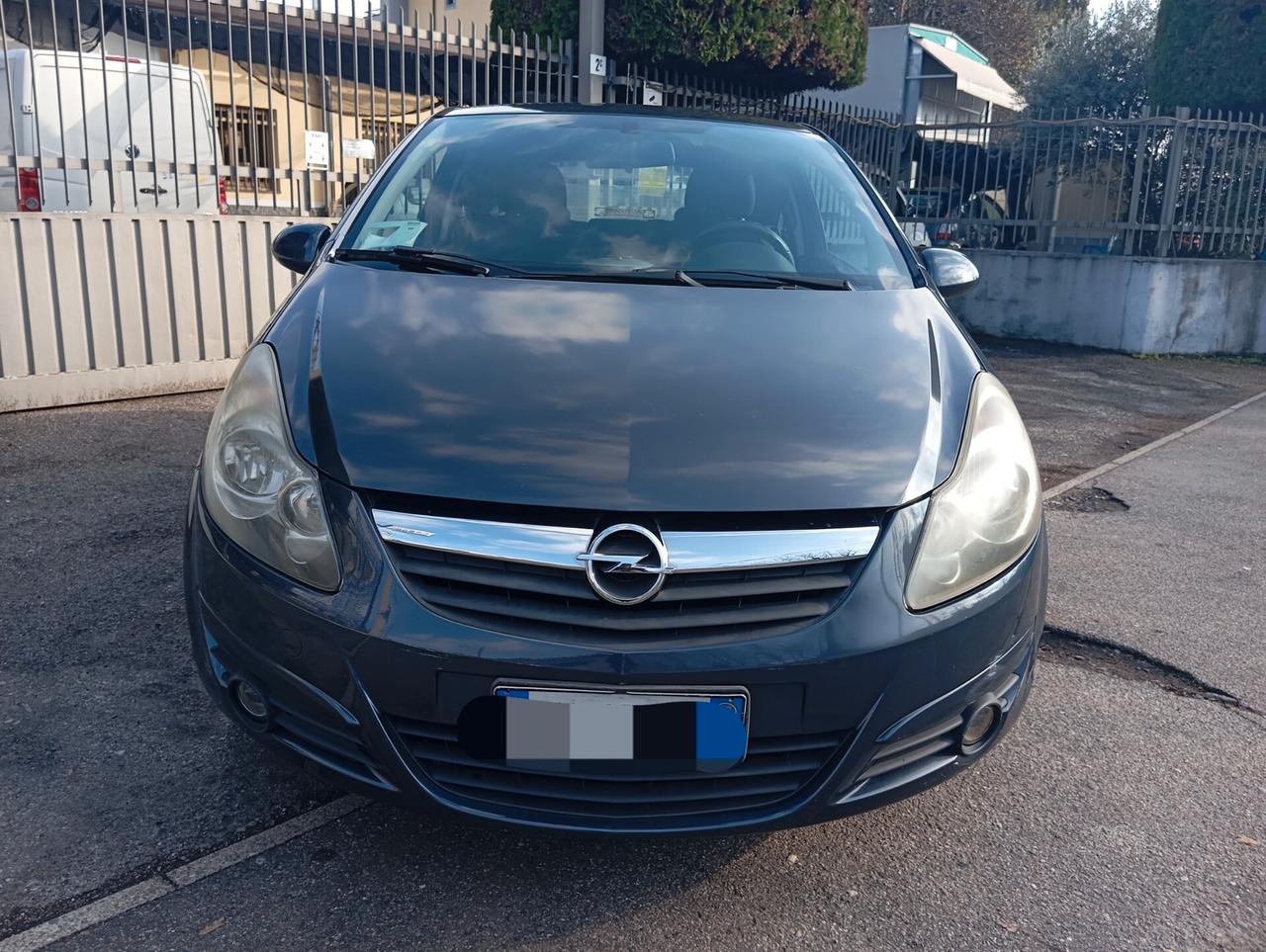 Opel Corsa 1.4 16V 3 porte Enjoy permute