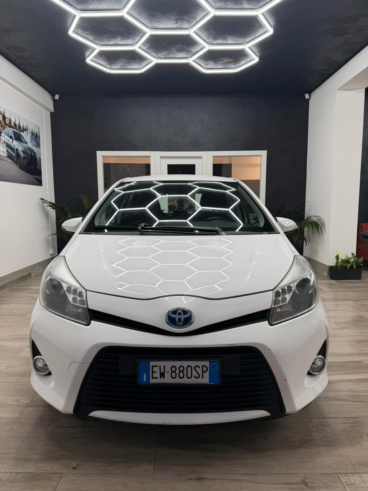 Toyota Yaris 1.5 Hybrid 5 porte Active