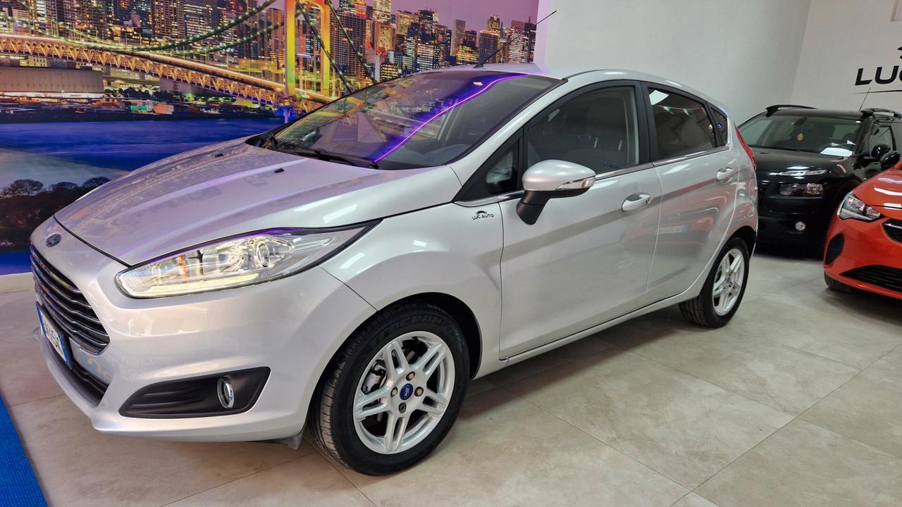 Ford Fiesta 1.5 TDCi 75CV 5 porte Titanium