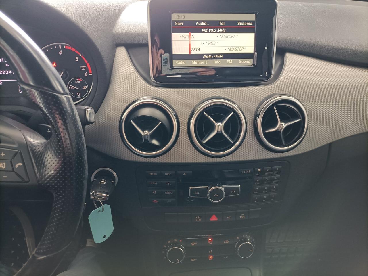Mercedes-benz B 180 CDI BlueEFFICIENCY Premium 01/2012