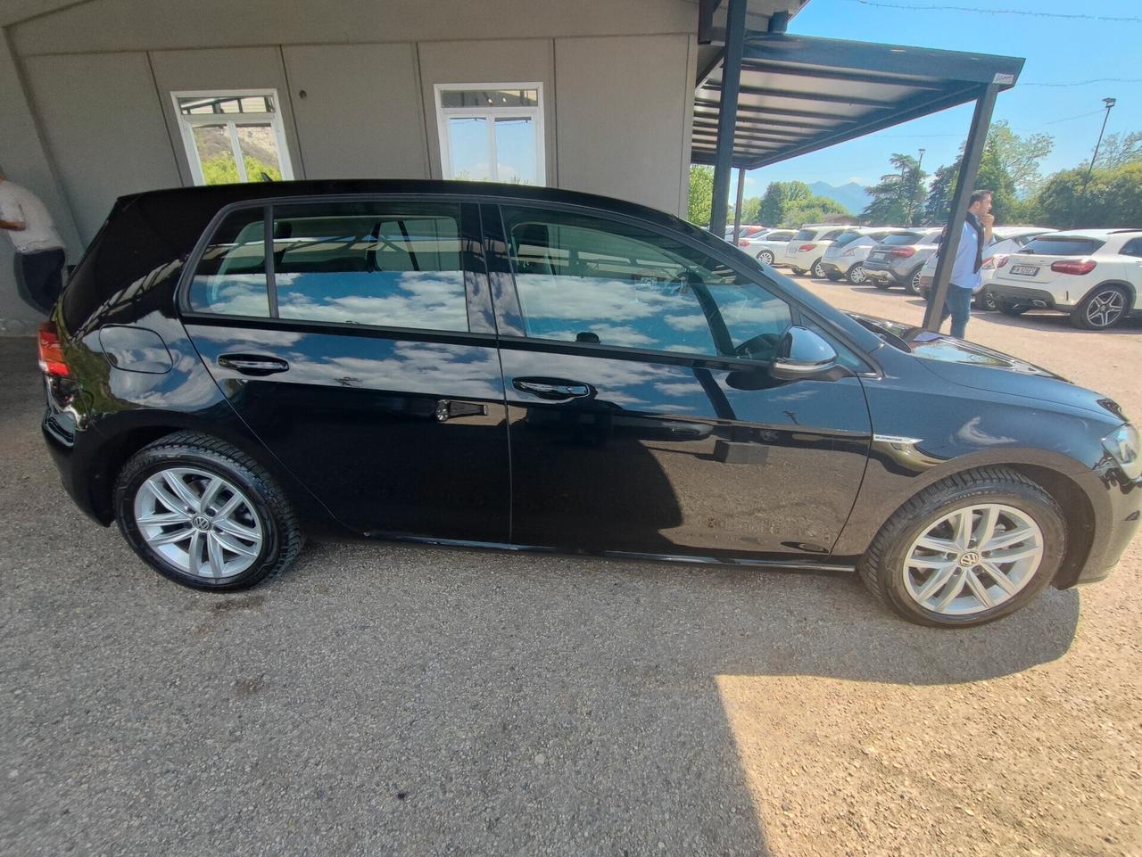 Volkswagen Golf 1.5 TGI DSG 5p. Business BlueMotion Technology