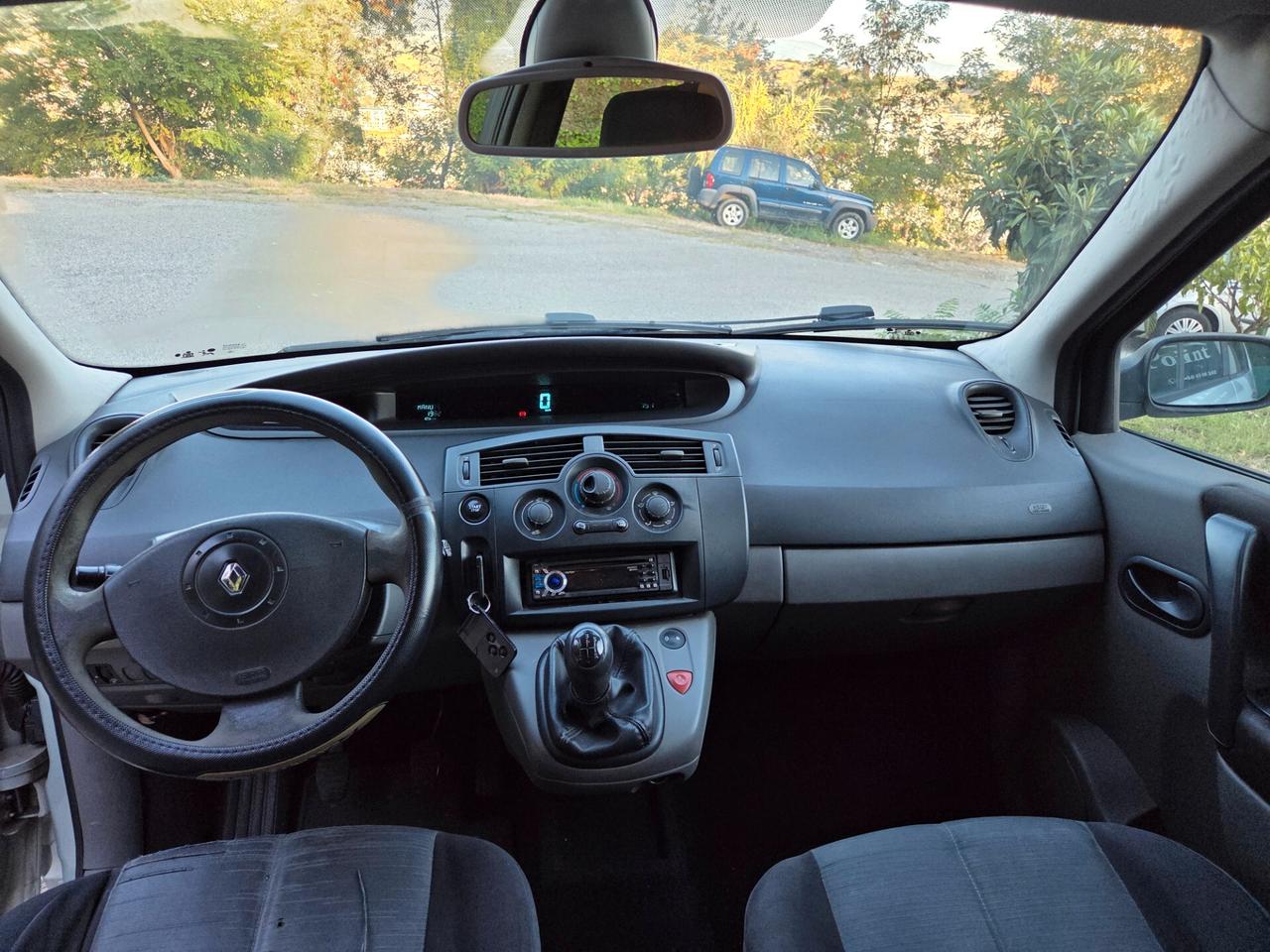 Renault Scenic Grand Scénic 1.5 dCi/100CV Confort Auth.