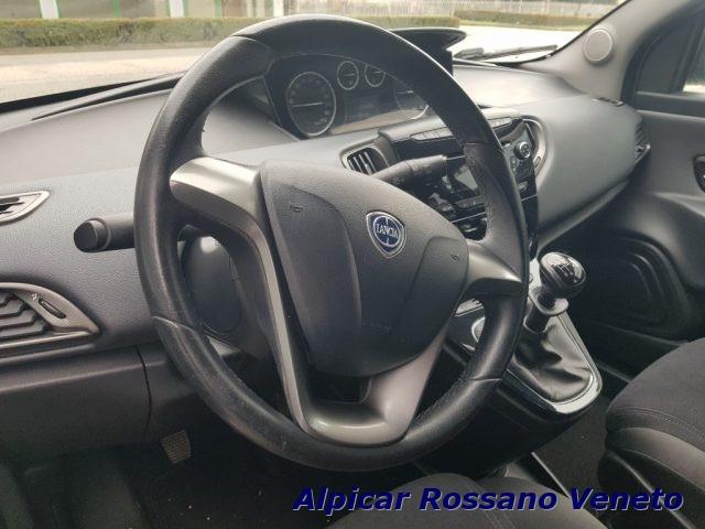 LANCIA Ypsilon 0.9 TwinAir 85 CV 5 porte S&S Silver