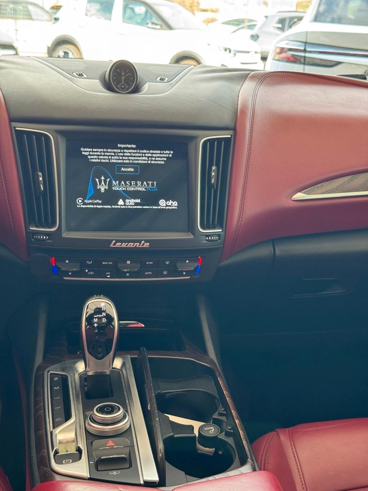 Maserati Levante V6 Diesel 275 CV AWD