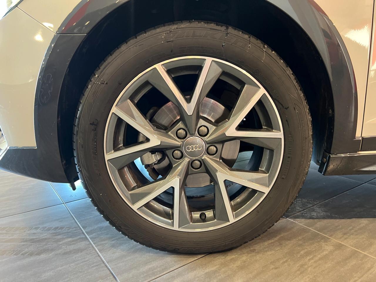 Audi A1 citycarver 30 TFSI S tronic Identity Contrast