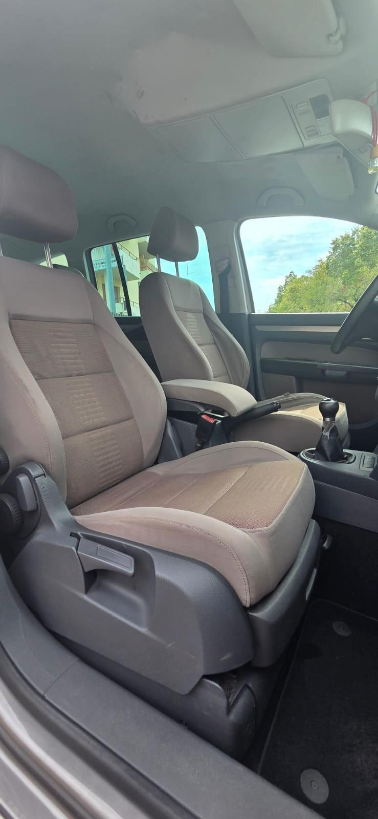 Volkswagen Touran 2.0 16V TDI Highline