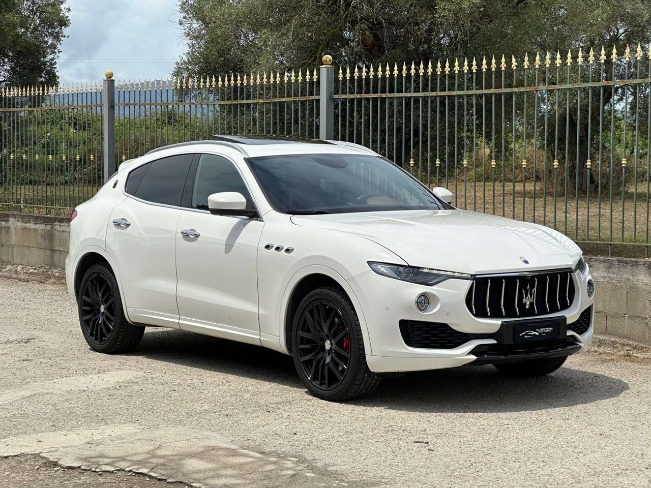 Maserati Levante 3.0 275cv - GARANZIA 12 MESI