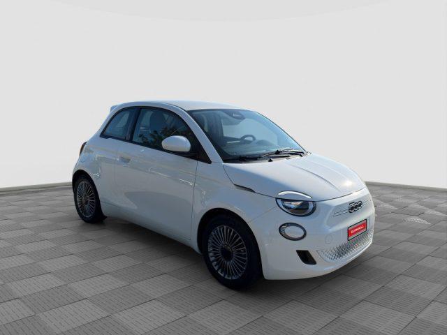 FIAT 500e 500 Icon + Berlina