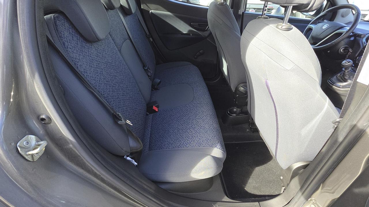 Lancia Ypsilon 1.0 FireFly 5 porte S&S Hybrid Gold Plus