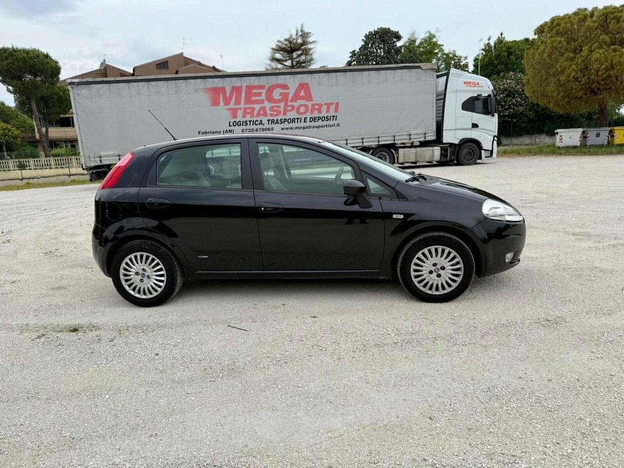 Fiat Grande Punto 1.3 Diesel MTJ unipro NEOPATENTATI