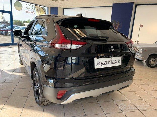 MITSUBISHI Eclipse Cross 2.4 MIVEC 4WD PHEV Inst