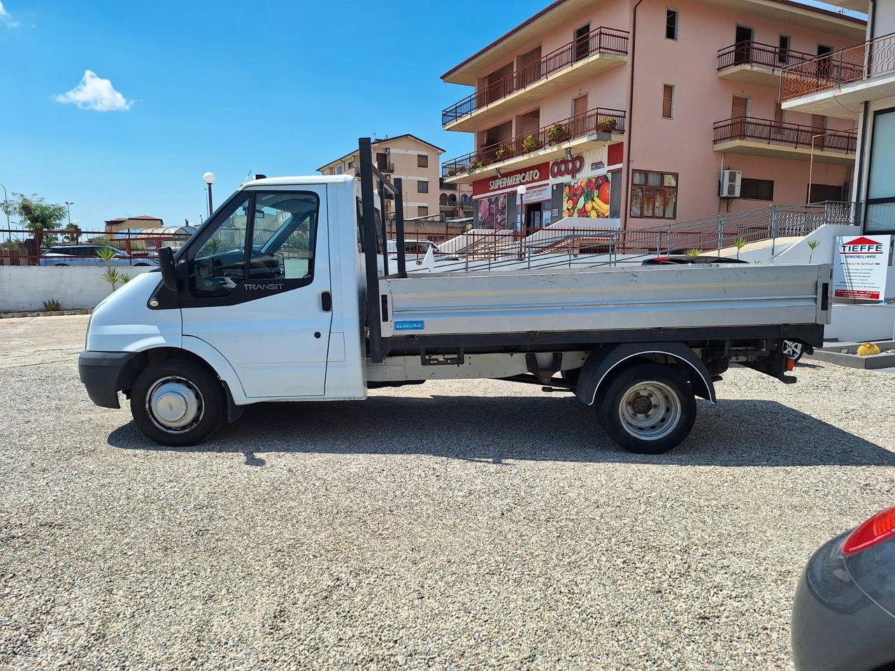 FORD TRANSIT 125T350 - CASSONE LUNGO FISSO - RUOTE GEMELLATE