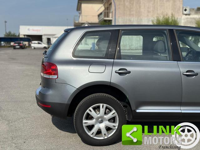 VOLKSWAGEN Touareg automatica 4x4
