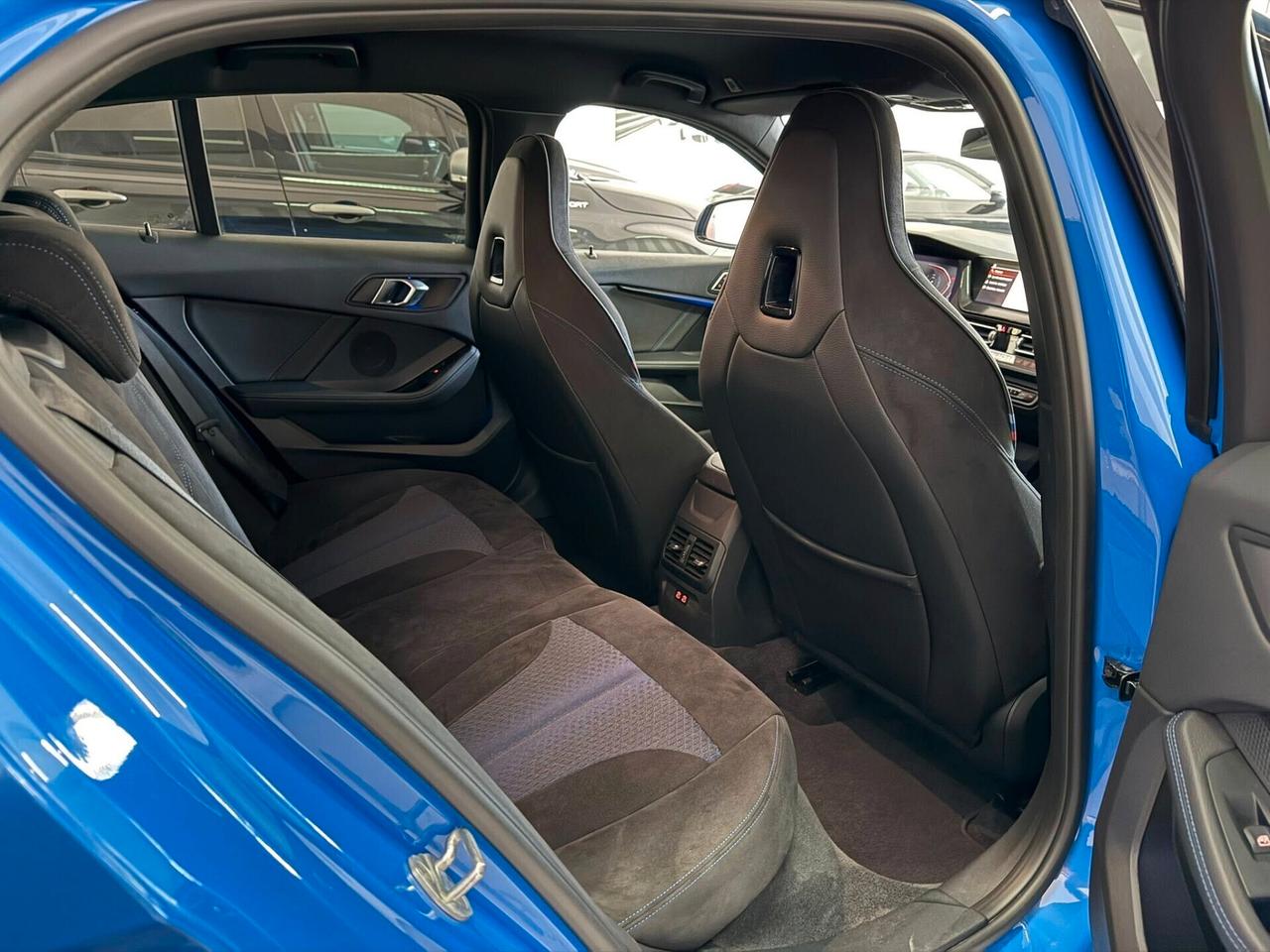 Bmw 118 118d 5p. Msport