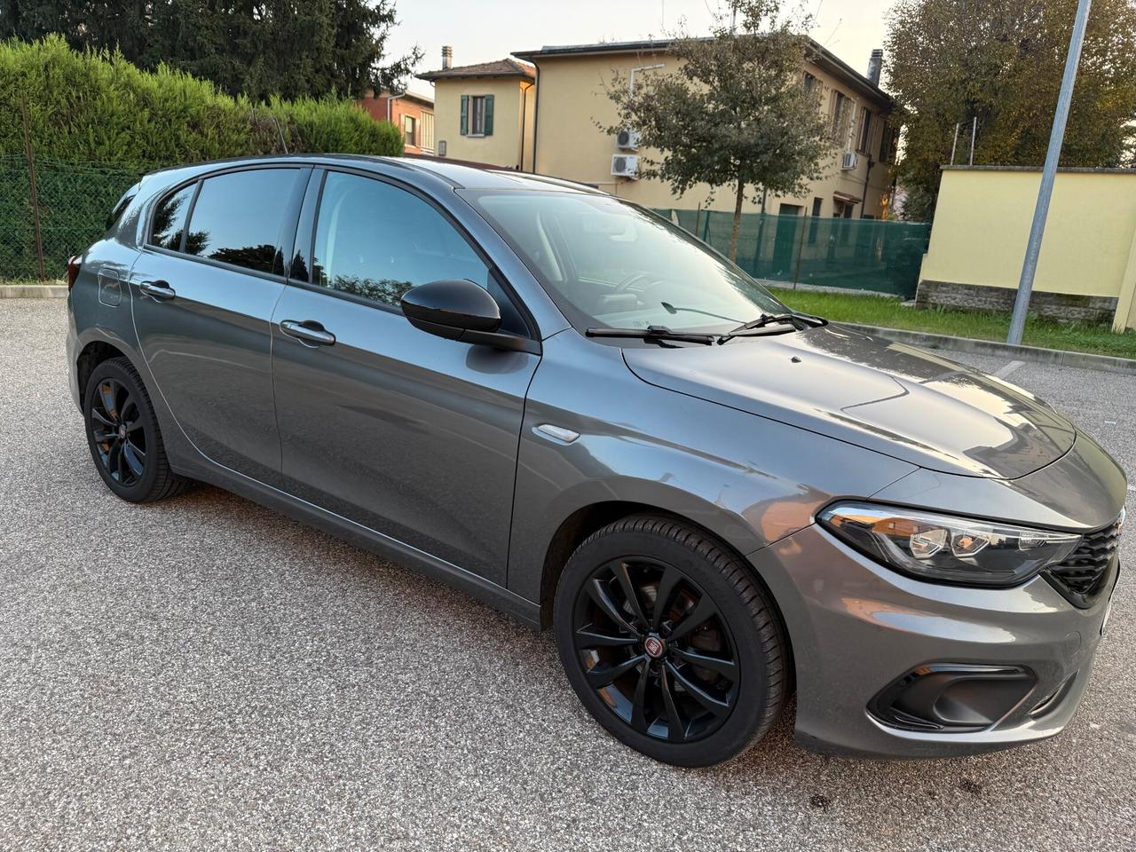 Fiat Tipo 1.6 MJT - 12 MESI DI GARANZIA -