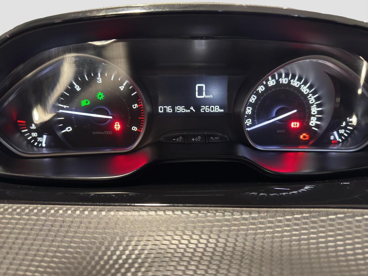 Peugeot 2008 1.6 bluehdi 100cv Allure 2018