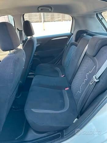 Fiat Punto 1.3 MJT II 75 CV 5 porte Lounge
