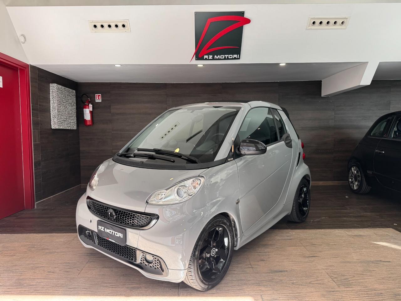 Smart ForTwo Cabrio 1.0 mhd Pulse 71cv-SERVOSTERZO-ITALIANA
