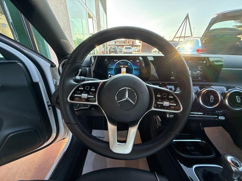 Mercedes-Benz Classe A A 160 d Sport