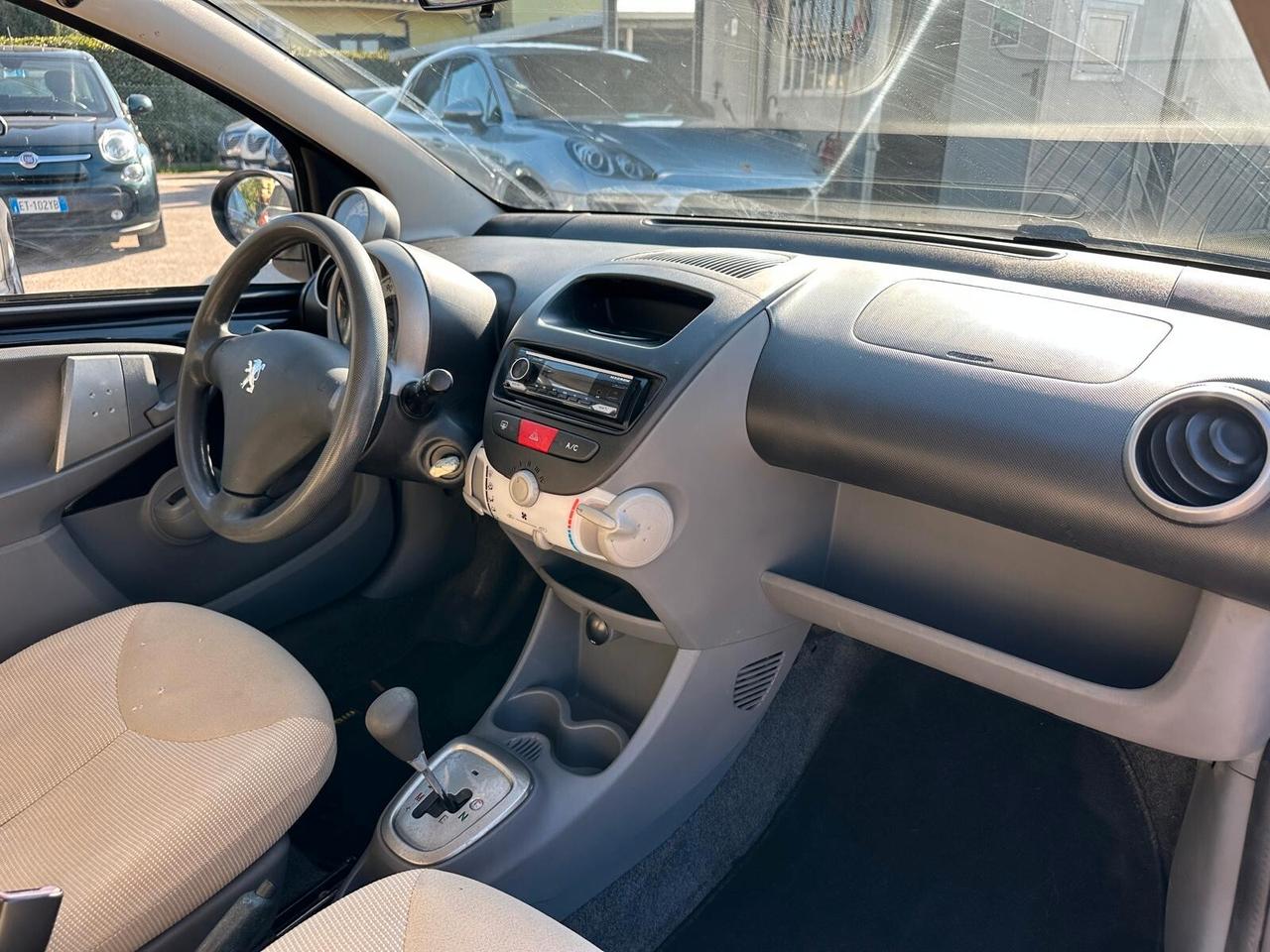 Peugeot 107 1.0 Benzina Automatica