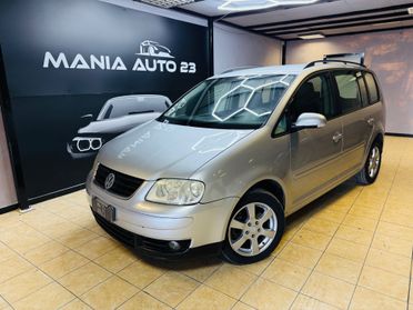Volkswagen Touran 2.0 TDI 136CV Highline*7 POSTI*