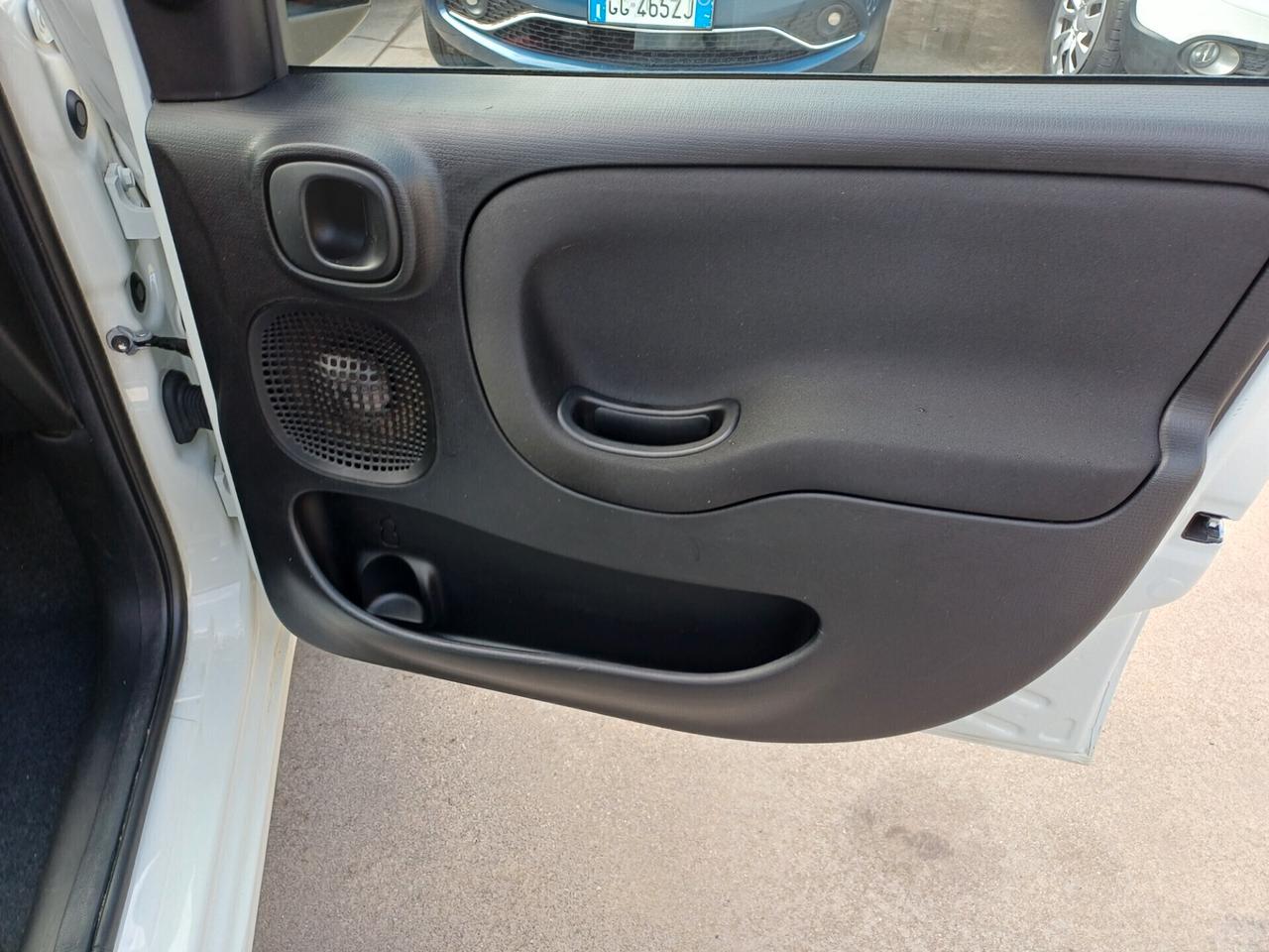 FIAT PANDA VAN 1.0 HYBRID