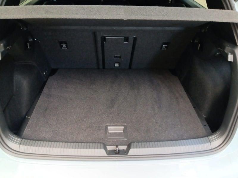 Volkswagen Golf 2.0 TDI 150 CV DSG SCR R-Line