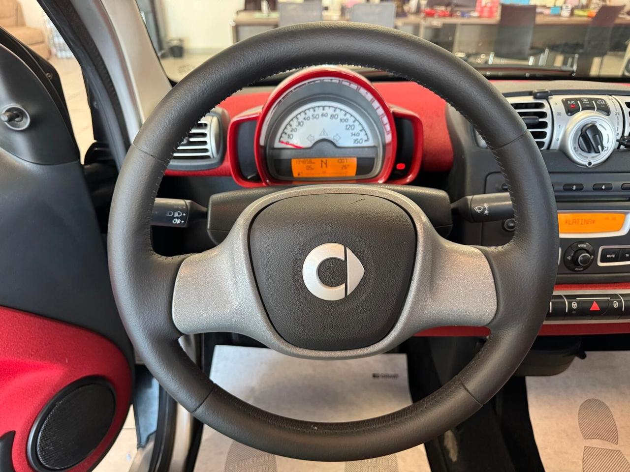 Smart ForTwo 1.0 MHD BENZ PASSION 2010