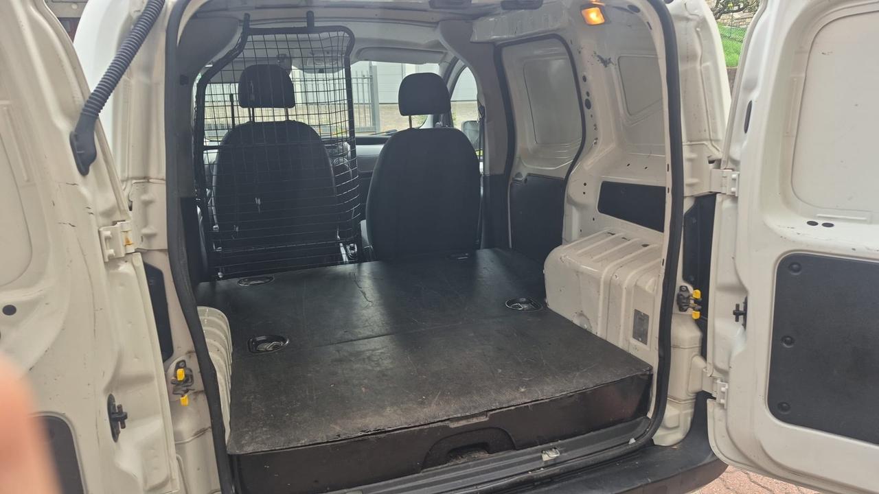 Fiat Fiorino 1.4 8V Combi Semivetrato Natural Power SX